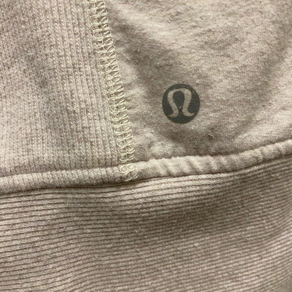 Lululemon cropped zip up hoodie - Picture 4 of 4